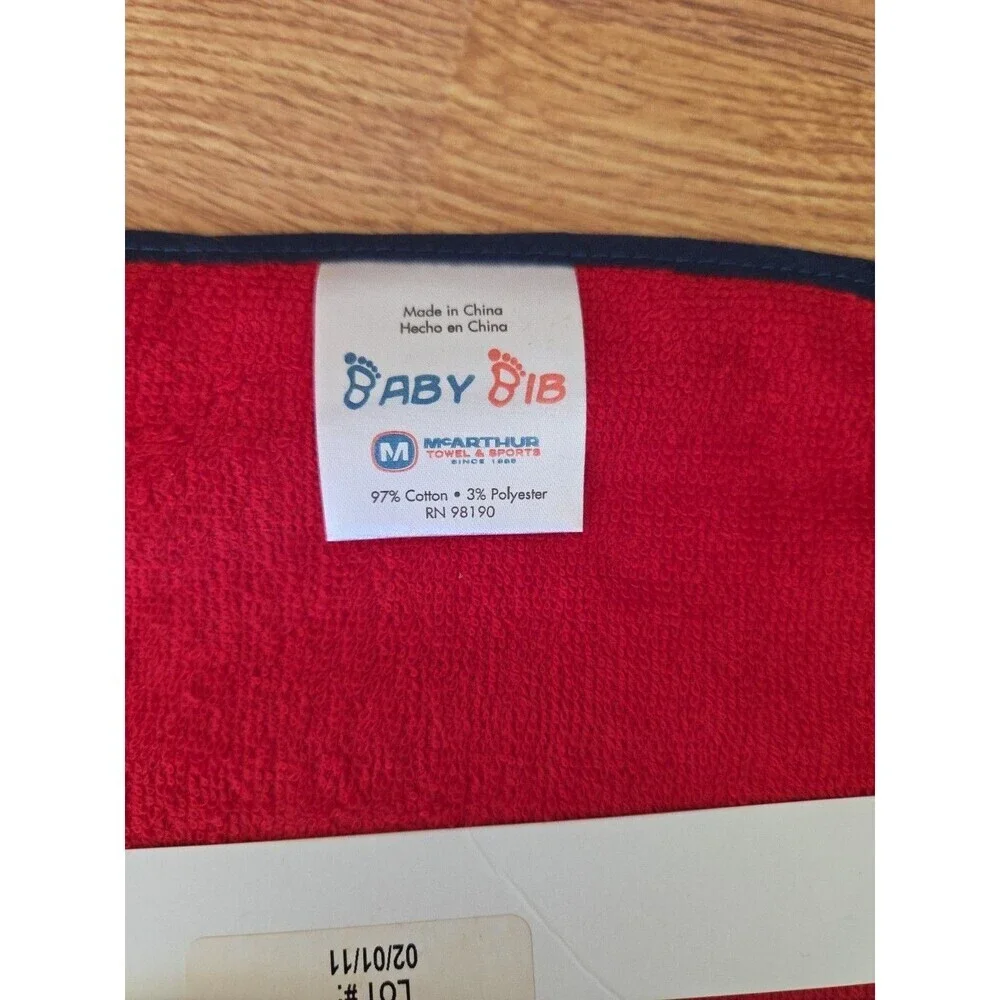 MLB Minnesota Twins Baby Bib Terry Velour Baseball NEW Machine Washable Red